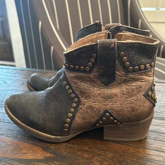 Circle G Boots handcrafted in Mexico size 7 excellent condition star design - Picture 2 of 13